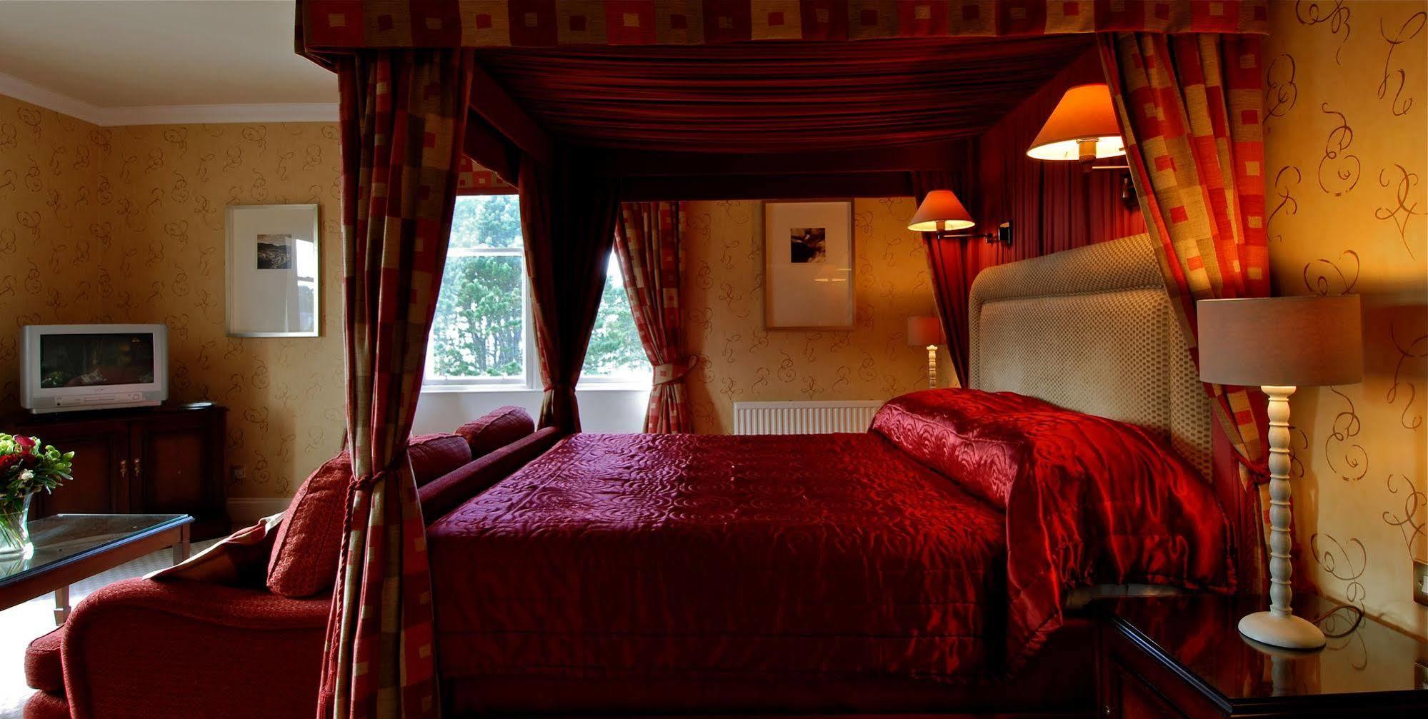 Hotel Golf View & 4*